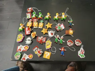 Lote figuras Mario Kinder