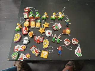 Lote figuras Mario Kinder