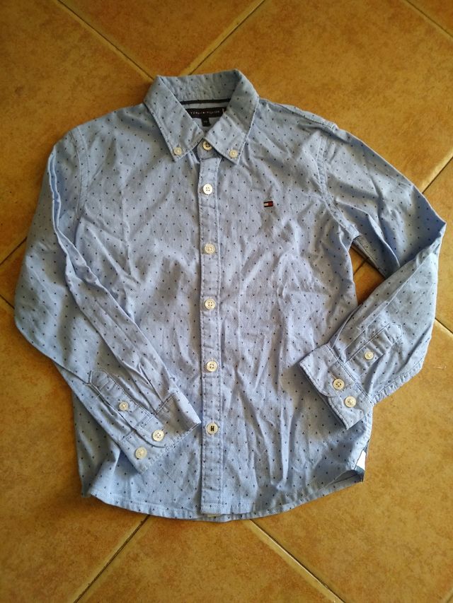 Camisa Tommy Hilfiger infantil 5-6 años( 116 cm)