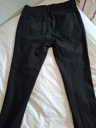 Jeans hombre negro super skinny rotos