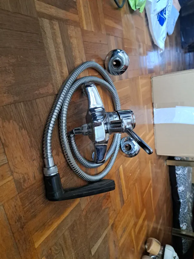 Grifo Ducha Bañera Cromo y Negro