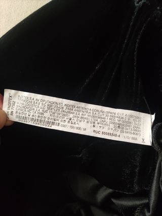 Vestido Zara terciopelo botones circonita