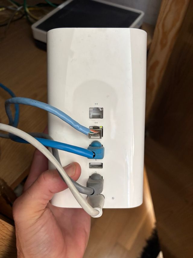 Apple AirPort Extreme