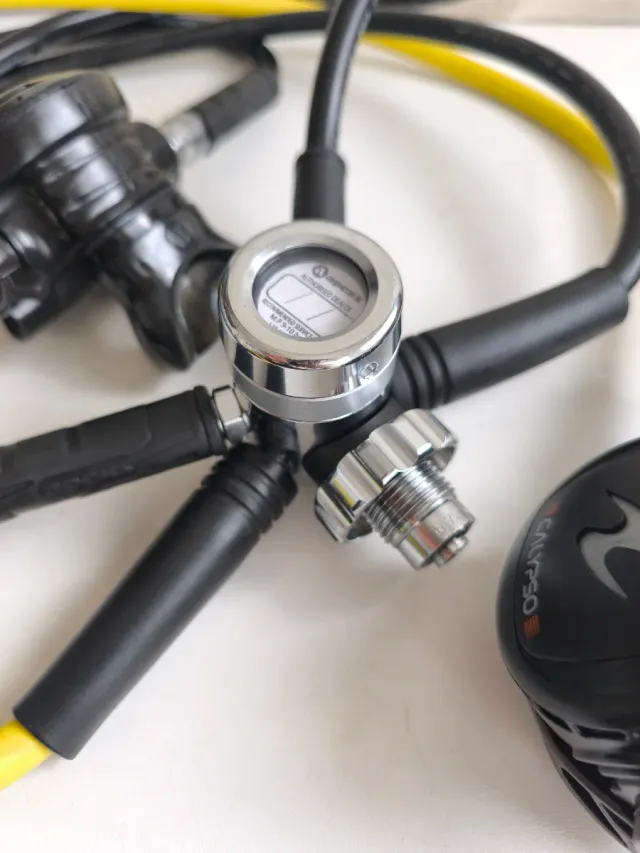 Regulador Buceo Apeks DIN Sobrecompensado