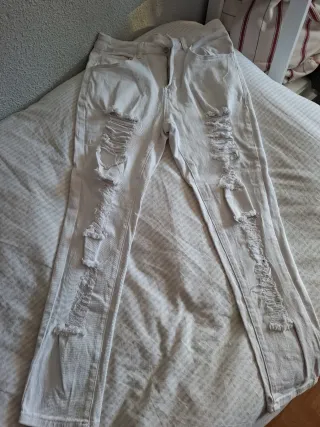 Pantalones vaqueros blancos rotos hombre