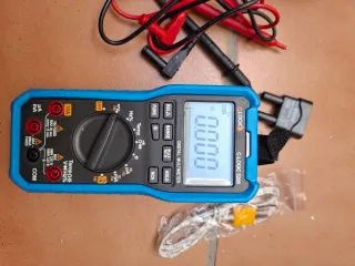 Multímetro Digital C-Logic 5200