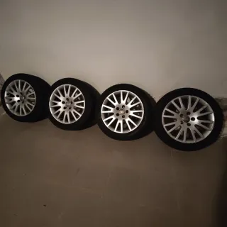 Cerchi Audi R17 5x112 Completi di Gomme invernali