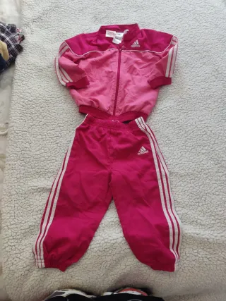 Chándal Adidas rosa 12-18 meses
