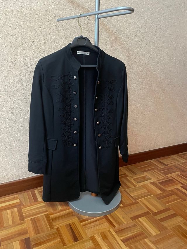 Americana ligera negra talla M