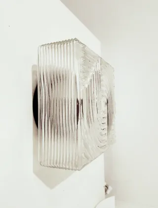 Coppia Lampade Prisma da parete anni '70