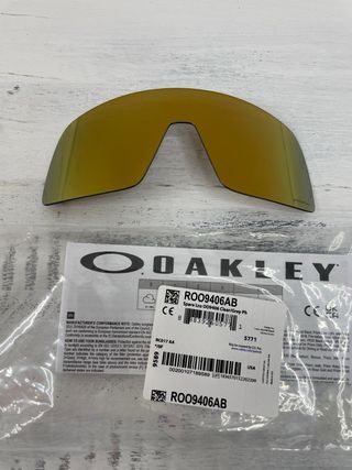 Pantalla Oakley Sutro 9406 Prizm 24K