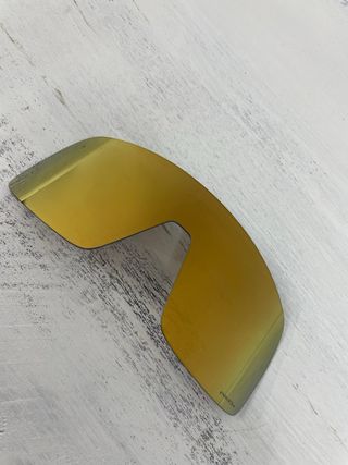 Pantalla Oakley Sutro 9406 Prizm 24K