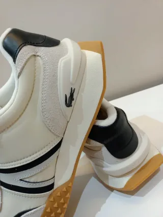 Zapatillas Lacoste Beige y Negras