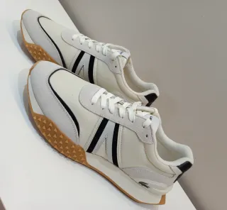 Zapatillas Lacoste Beige y Negras
