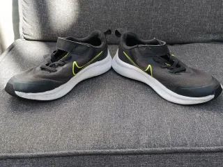 Zapatillas Nike Talla 35