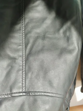 Cazadora Zara imitación piel talla 13-14