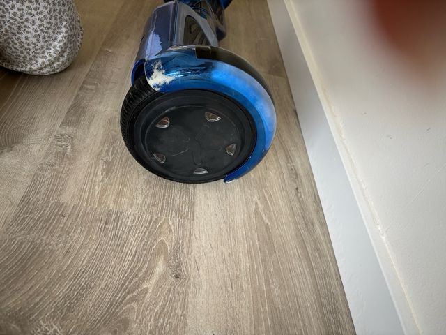 Hoverboard con altavoz bluetooh y led