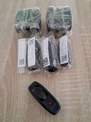 14 Interruptores con Indicador LED