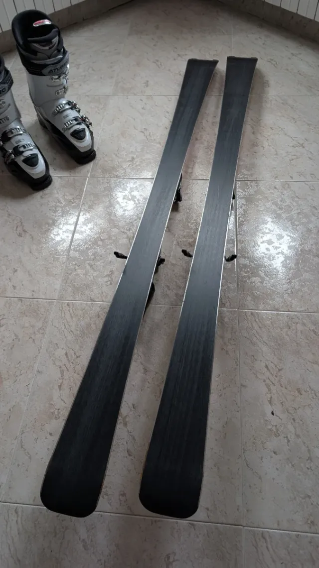 Esquís Volkl Tiger  talla 161 cm