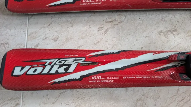 Esquís Volkl Tiger  talla 161 cm