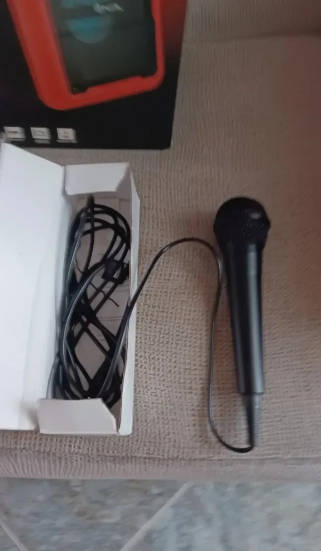 Altavoz NGS Roller Lingo 20W con Micrófono