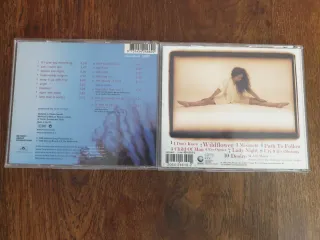 2CD NOA - blue touches blue - Noa