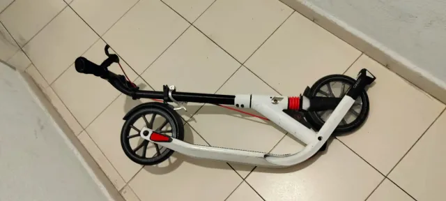 Patinete Oxelo Blanco y Negro