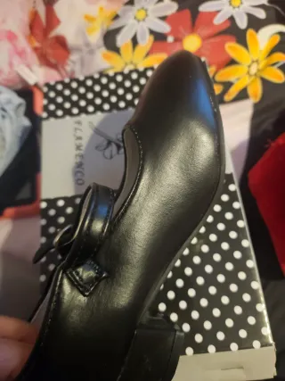 Zapatos Flamenca Tacón Negro. Talla 30