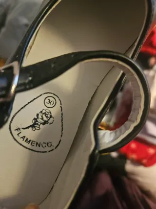 Zapatos Flamenca Tacón Negro. Talla 30