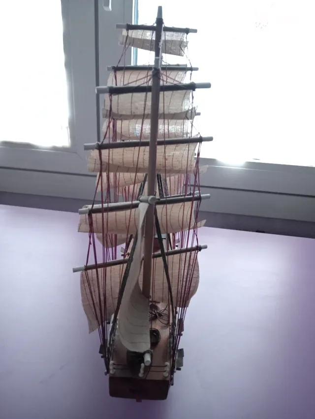 Maqueta Fragata de Madera