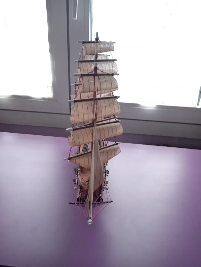 Maqueta Fragata de Madera