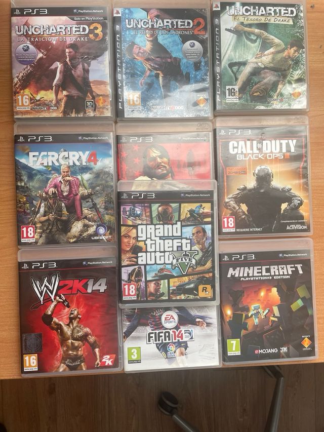 Consola PS3 con 10 juegos y 2 mandos
