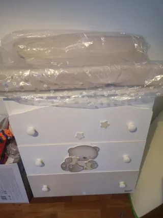 Mobile cassettiera per neonato con fasciatoio