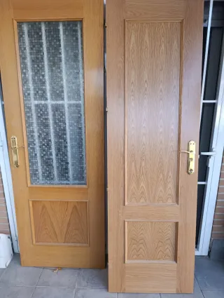 2 Puertas de madera