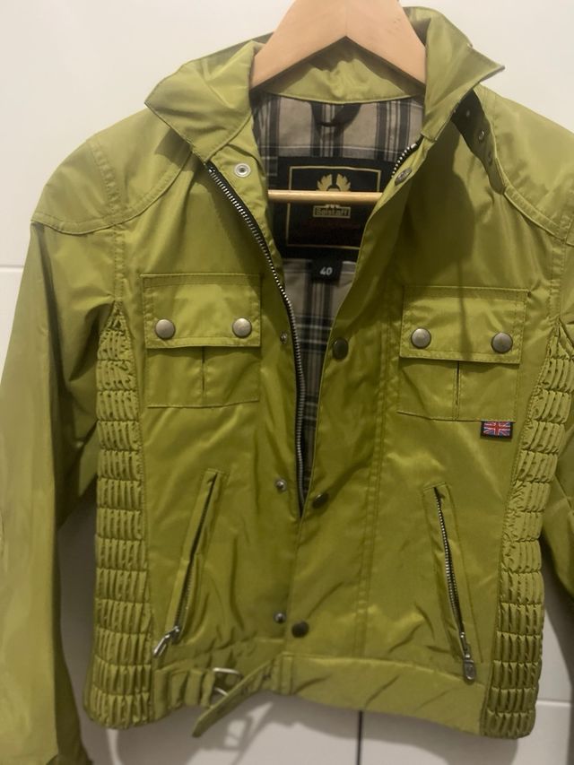 Cazadora Belstaff pistacho motera