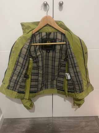 Cazadora Belstaff pistacho motera