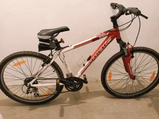 Bicicleta Trek 3700
