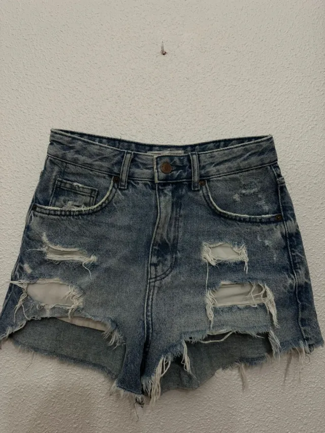 Shorts vaqueros rotos mujer