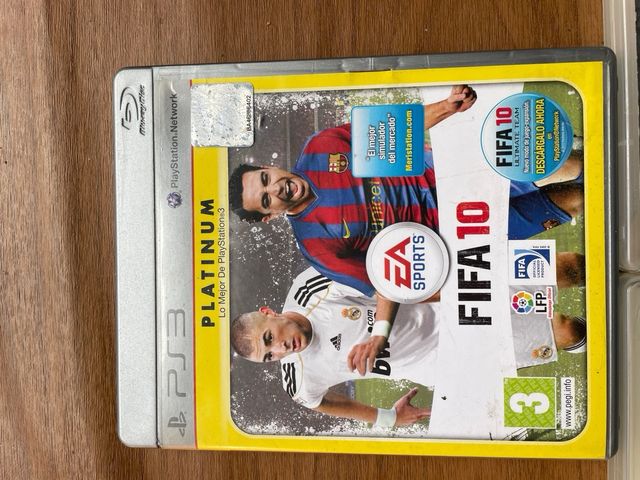 Lote 4 Juegos PS3: FIFA 10, 11 y PES 2011 y skylan