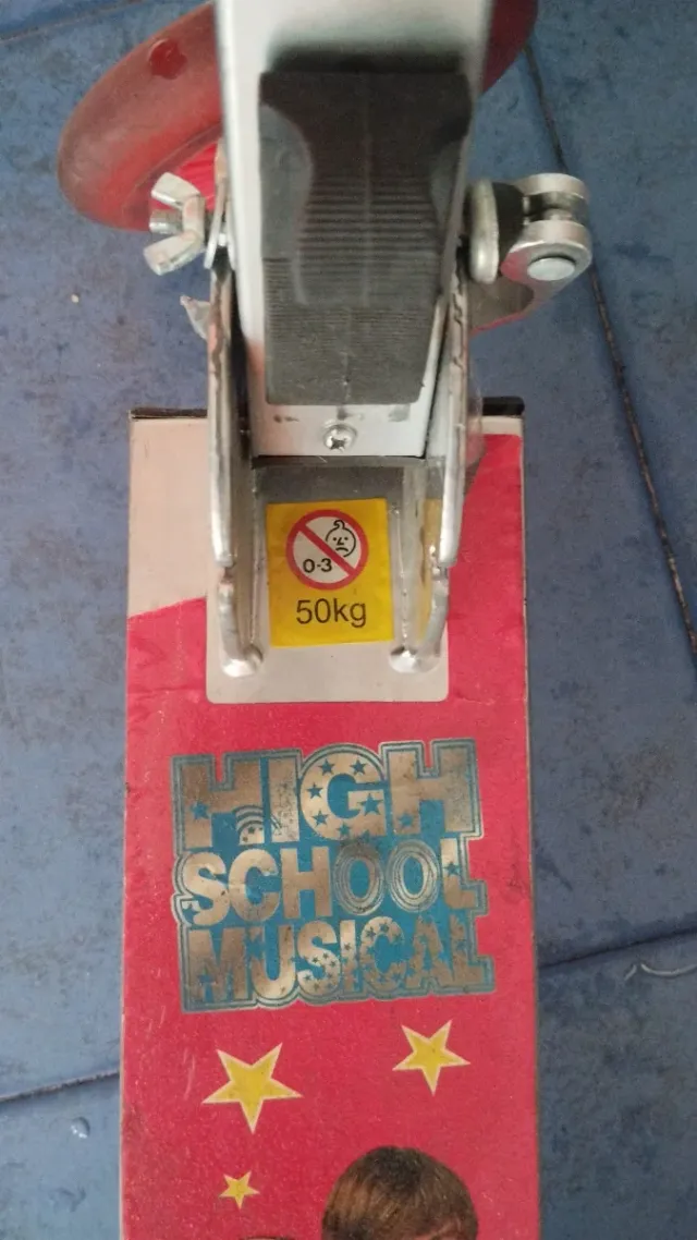 Monopatín High School Musical