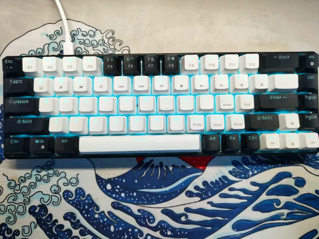 Teclado Mecánico Gamer 65%