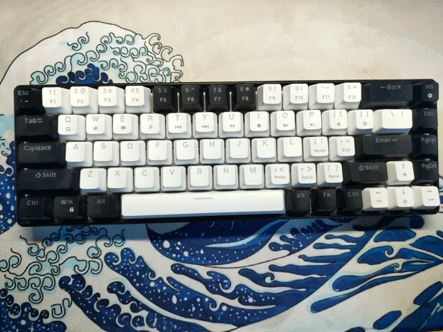 Teclado Mecánico Gamer 65%
