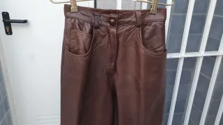 Pantalones de cuero marrones vintage años 80