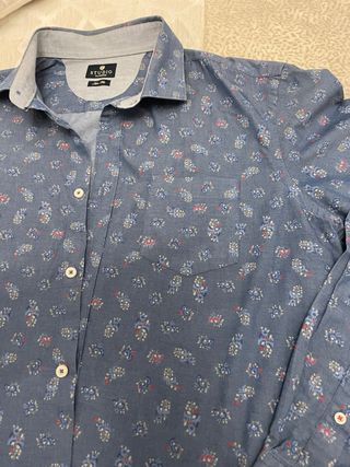Camisa de hombre estampada