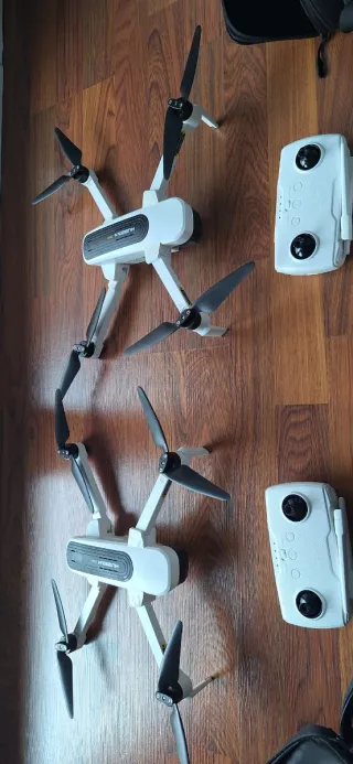 2 Drones Hubsan Zino H117.