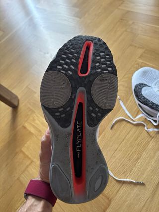 Zapatillas Running Nike Blancas y Negras