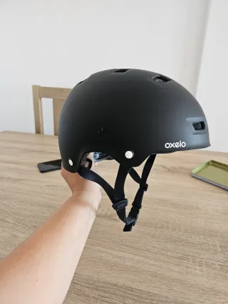 Casco Oxelo Negro Patinete Eléctrico talla55-56 cm