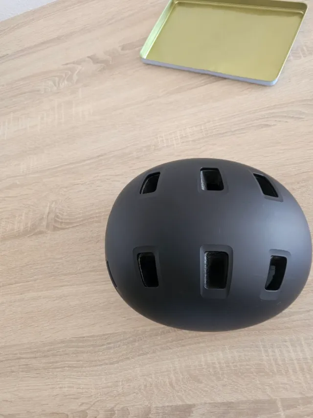 Casco Oxelo Negro Patinete Eléctrico talla55-56 cm