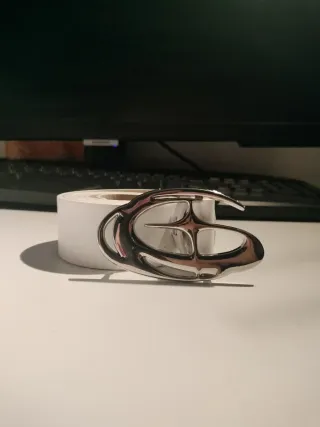 Cinturón Corteiz Blanco Hebilla Plateada