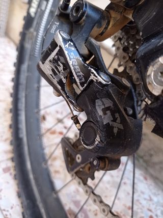 YT Tues 2.0 Bicicleta Descenso